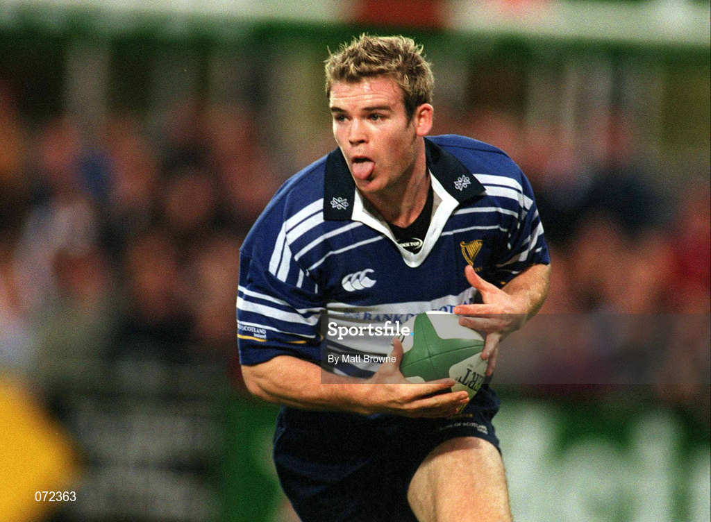 31 August 2001; Gordon D'Arcy of Leinster during the Celtic League match between Leinster and Ulster at Donnybrook Stadium in Dublin. Photo by Matt Browne/Sportsfile