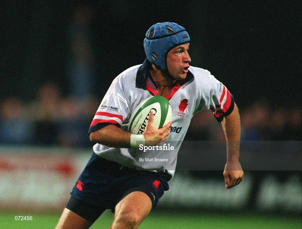 31 August 2001; David Humphreys of Ulster during the Celtic League match between Leinster and Ulster at Donnybrook Stadium in Dublin. Photo by Matt Browne/Sportsfile