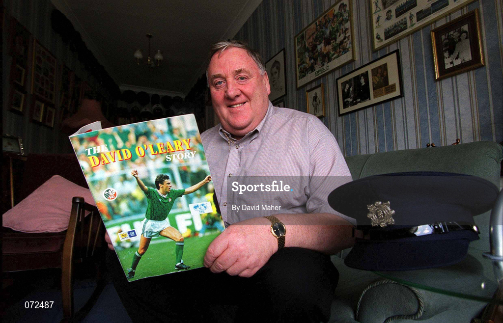 20 April 2001; Former Referee and Garda, Paddy Daly, who befriended David O'Leary when he played soccer as a young boy in Dublin. Photo by David Maher/Sportsfile