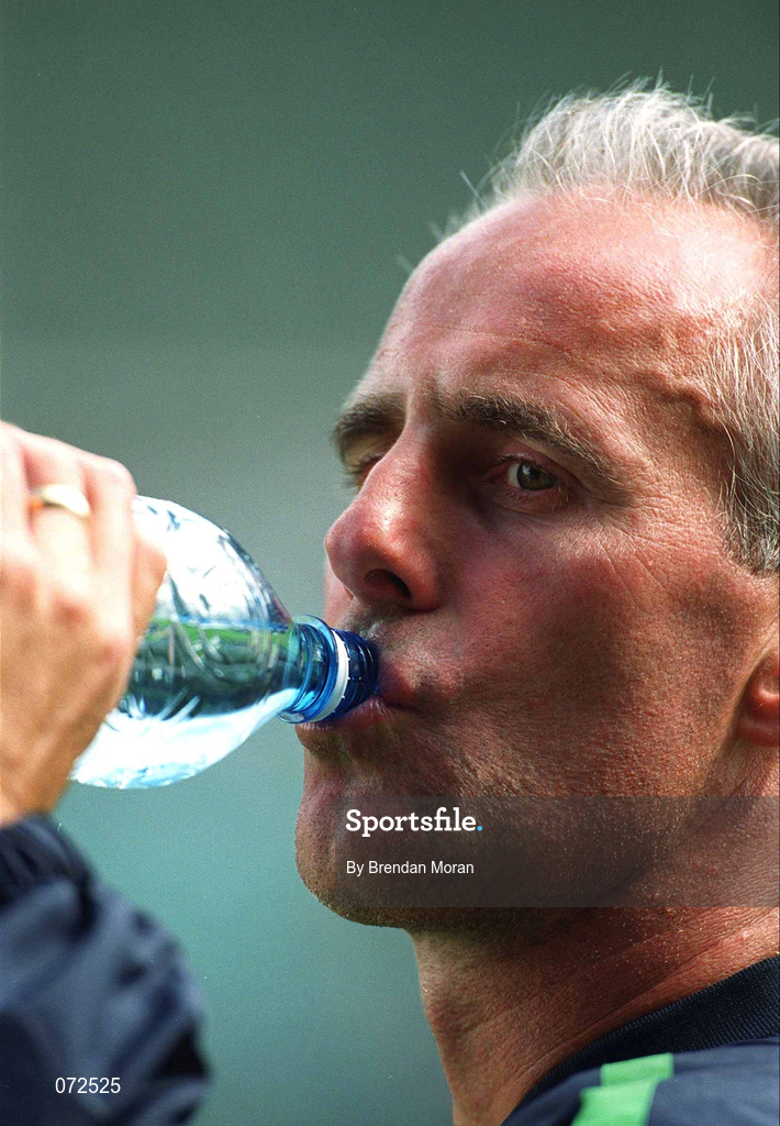 31 August 2001; Republic of Ireland manager Mick McCarthy  during a Republic of Ireland training session at Lansdowne Road in Dublin. Photo by Brendan Moran/Sportsfile