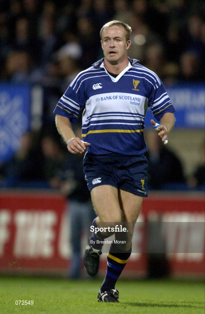 31 August 2001; Denis Hickie of Leinster during the Celtic League match between Leinster and Ulster at Donnybrook Stadium in Dublin. Photo by Brendan Moran/Sportsfile
