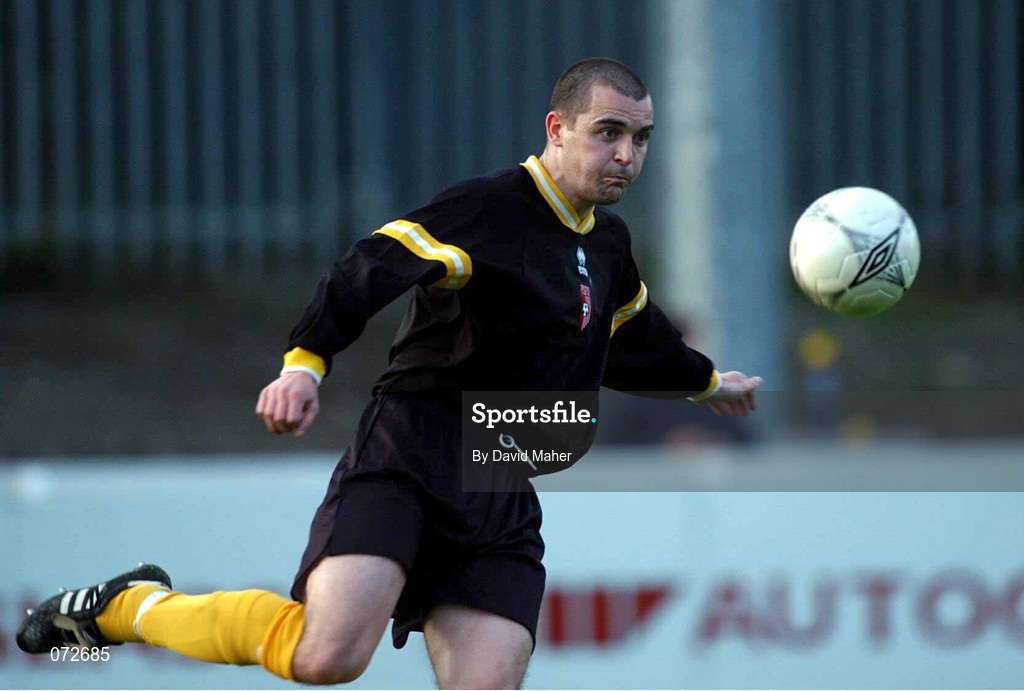 24 August 2001; Sean Hargan of Derry City during the Eircom League Premier Division match between St Patrick's Athletic and Derry City at Richmond Park in Dublin. Photo by David Maher/Sportsfile