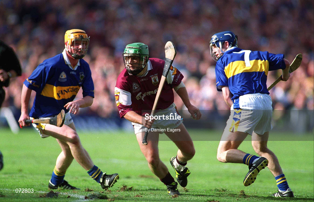 9 September 2001; Fergal Healy of Galway in action against Paul Kelly, left, and Eamonn Corcoran of Tipperary during the Guinness All-Ireland Senior Hurling Championship Final match between Tipperary and Galway at Croke Park in Dublin. Photo by Damien Eagers/Sportsfile