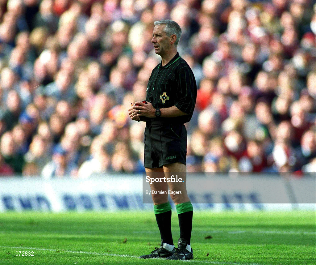 9 September 2001; Referee Pat O'Connor during the Guinness All-Ireland Senior Hurling Championship Final match between Tipperary and Galway at Croke Park in Dublin. Photo by Damien Eagers/Sportsfile