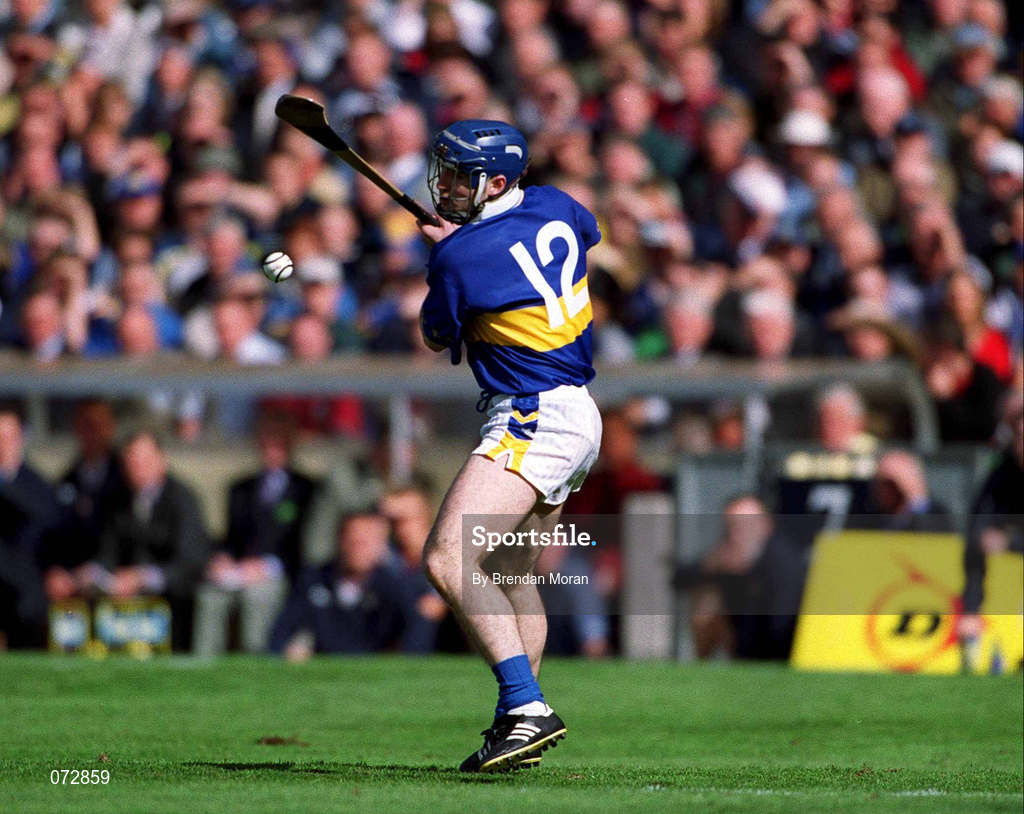9 September 2001; Eoin Kelly of Tipperary during the Guinness All-Ireland Senior Hurling Championship Final match between Tipperary and Galway at Croke Park in Dublin. Photo by Brendan Moran/Sportsfile
