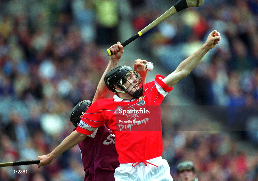 9 September 2001; Jerry O'Mahony of Cork in action against Johnnie Maher of Galway during the All-Ireland Minor Hurling Championship Final between Cork and Galway at Croke Park in Dublin. Photo by Aoife Rice/Sportsfile