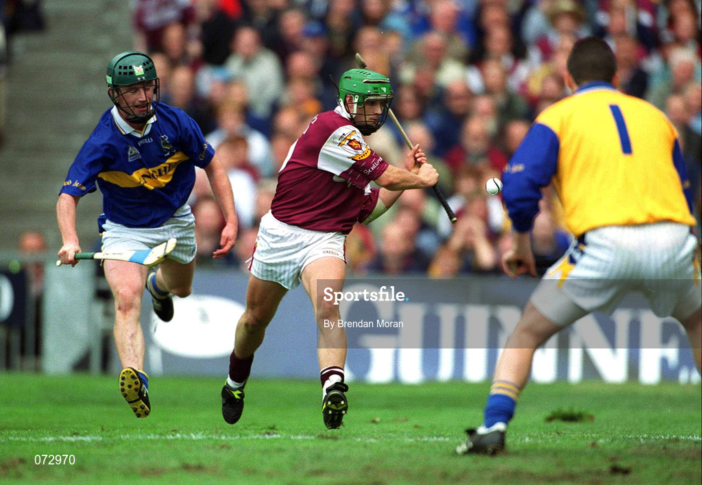 9 September 2001; Fergal Healy of Galway shoots to score his side's second goal past Tipperary goalkeeper Brendan Cummins during the Guinness All-Ireland Senior Hurling Championship Final match between Tipperary and Galway at Croke Park in Dublin. Photo by Brendan Moran/Sportsfile