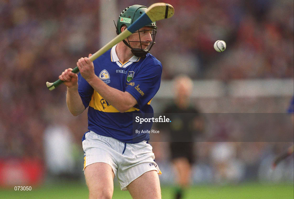 9 September 2001; David Kennedy of Tipperary during the Guinness All-Ireland Senior Hurling Championship Final match between Tipperary and Galway at Croke Park in Dublin. Photo by Aoife Rice/Sportsfile