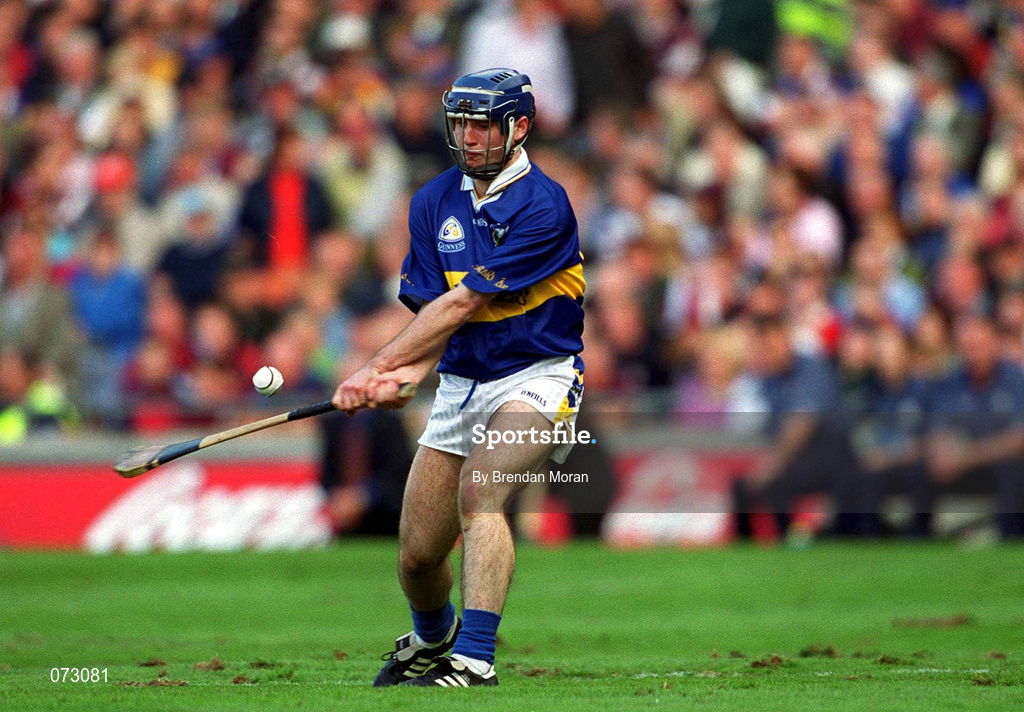 9 September 2001; Eoin Kelly of Tipperary during the Guinness All-Ireland Senior Hurling Championship Final match between Tipperary and Galway at Croke Park in Dublin. Photo by Brendan Moran/Sportsfile