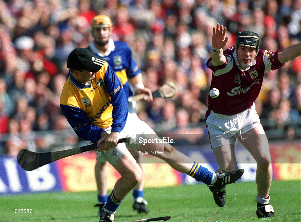 9 September 2001; Tipperary goalkeepeer Brendan Cummins in action against Eugene Cloonan of Galway during the Guinness All-Ireland Senior Hurling Championship Final match between Tipperary and Galway at Croke Park in Dublin. Photo by Aoife Rice/Sportsfile