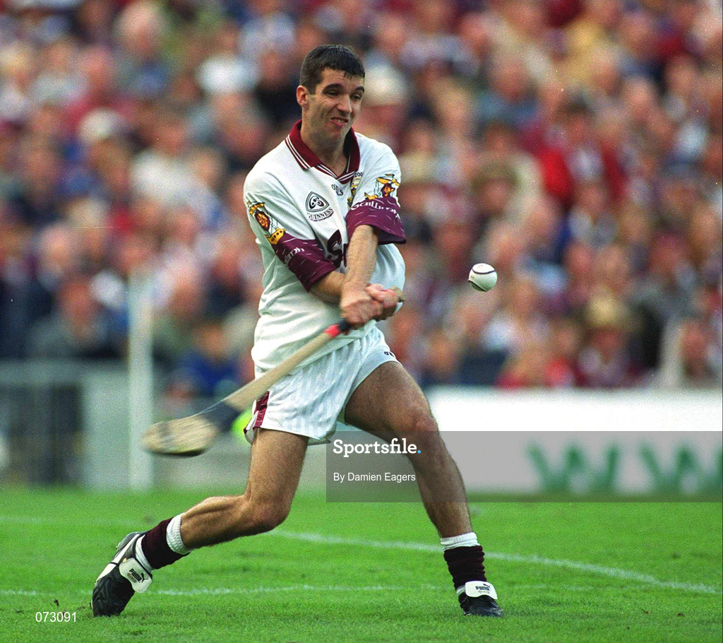 9 September 2001; Galway goalkeeper Michael Crimmins during the Guinness All-Ireland Senior Hurling Championship Final match between Tipperary and Galway at Croke Park in Dublin. Photo by Damien Eagers/Sportsfile