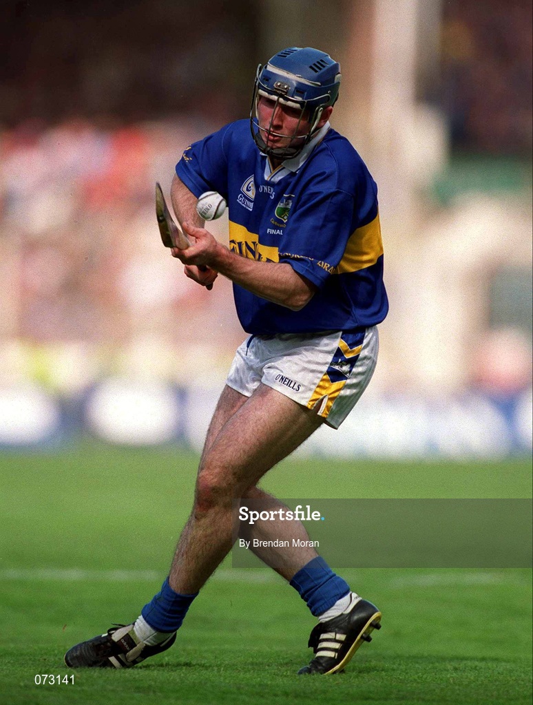 9 September 2001; Eoin Kelly of Tipperary during the Guinness All-Ireland Senior Hurling Championship Final match between Tipperary and Galway at Croke Park in Dublin. Photo by Brendan Moran/Sportsfile