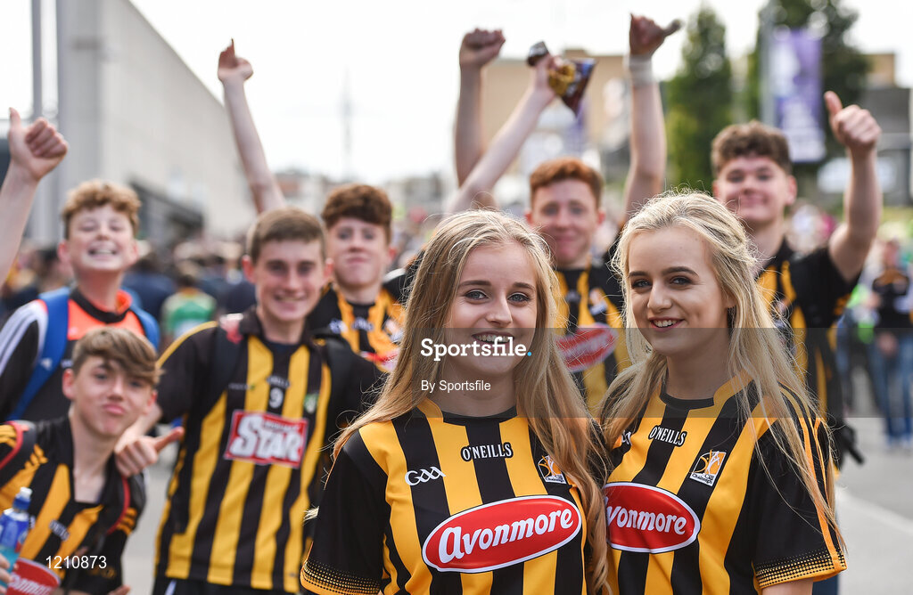 4 September 2016; Kilkenny fans Caoime, left, and Dearbhla Kearns, from Mooncoin, Co. Kilkenny, before the GAA Hurling All-Ireland Senior Championship Final match between Kilkenny and Tipperary at Croke Park in Dublin. Photo by Sportsfile