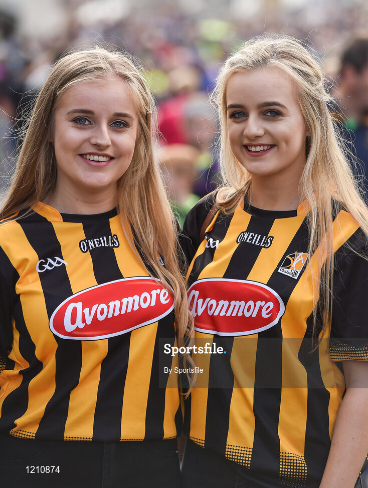 4 September 2016; Caoime and Dearbhla Kearns from Mooncoin, Co. Kilkenny, before the GAA Hurling All-Ireland Senior Championship Final match between Kilkenny and Tipperary at Croke Park in Dublin. Photo by Sportsfile