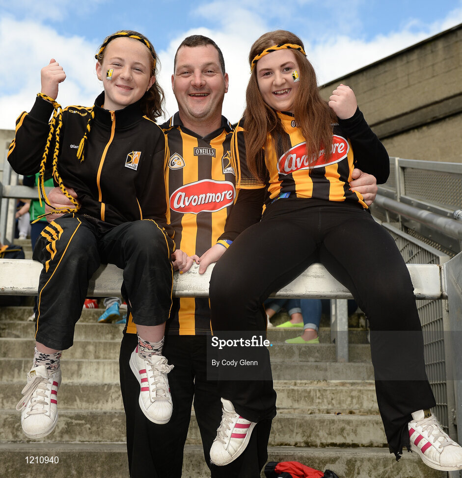 4 September 2016; Kilkenny supporters Gus Booth with daughters Shauna Booth, left, age 12, and Colleen Booth, age 14, from Castlecomer, Co Kilkenny, ahead of the GAA Hurling All-Ireland Senior Championship Final match between Kilkenny and Tipperary at Croke Park in Dublin. Photo by Cody Glenn/Sportsfile