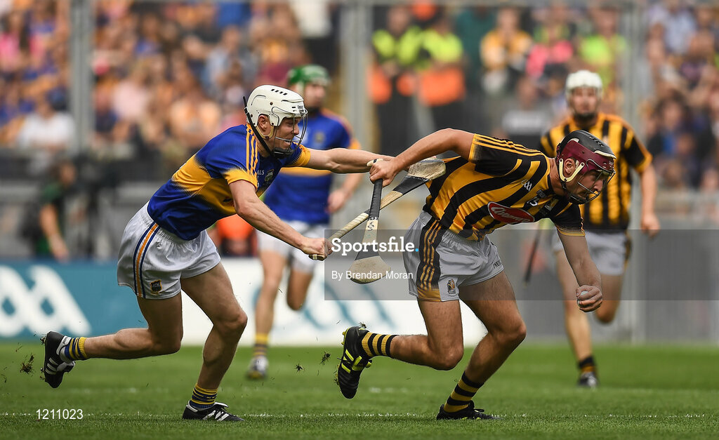 4 September 2016; Kevin Kelly of Kilkenny in action against Michael Cahill of Tipperary during the GAA Hurling All-Ireland Senior Championship Final match between Kilkenny and Tipperary at Croke Park in Dublin. Photo by Brendan Moran/Sportsfile