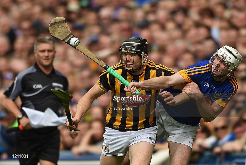 4 September 2016; Séamus Kennedy of Tipperary in action against Walter Walsh of Kilkenny during the GAA Hurling All-Ireland Senior Championship Final match between Kilkenny and Tipperary at Croke Park in Dublin. Photo by Sportsfile