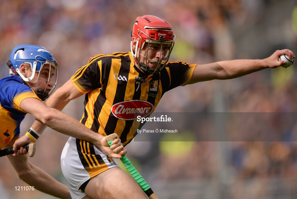 4 September 2016; Cillian Buckley of Kilkenny in action against John McGrath of Tipperary during the GAA Hurling All-Ireland Senior Championship Final match between Kilkenny and Tipperary at Croke Park in Dublin. Photo by Piaras Ó Mídheach/Sportsfile