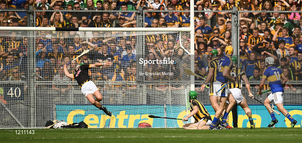 4 September 2016; Séamus Callanan of Tipperary looks on as Kilkenny goalkeeper Eóin Murphy makes a save from his shot during the first half of the GAA Hurling All-Ireland Senior Championship Final match between Kilkenny and Tipperary at Croke Park in Dublin. Photo by Brendan Moran/Sportsfile