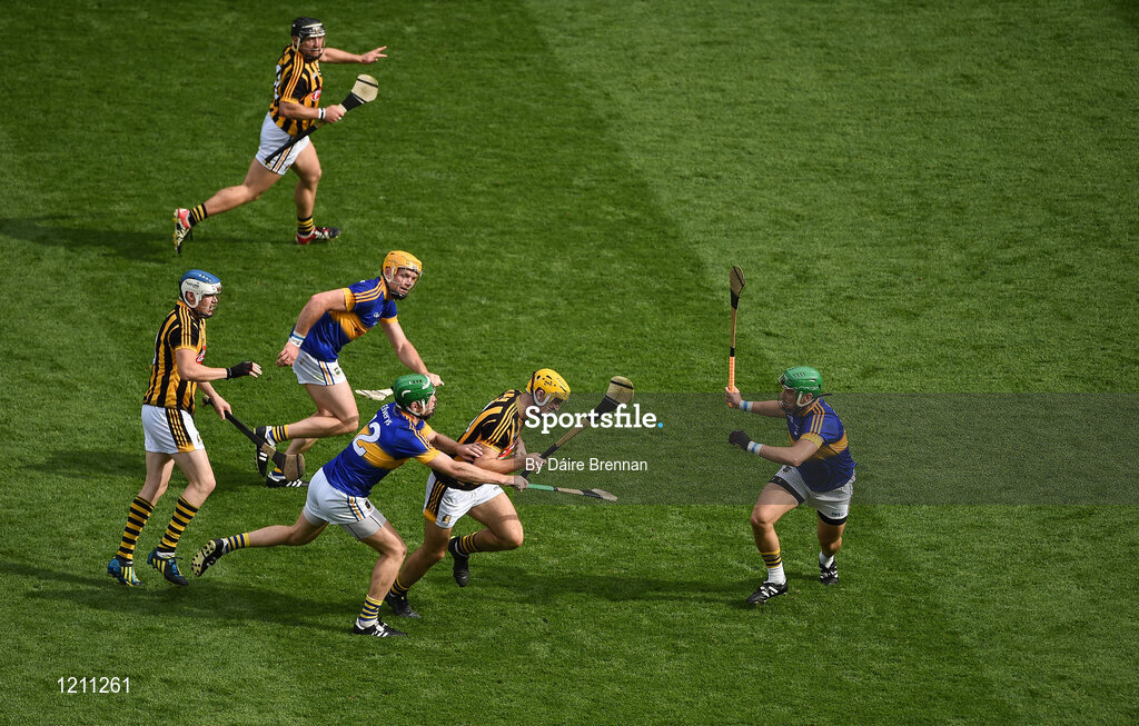 4 September 2016; Colin Fennelly of Kilkenny in action against Tipperary players, left to right, Padraic Maher, Noel McGrath, and James Barry, during the GAA Hurling All-Ireland Senior Championship Final match between Kilkenny and Tipperary at Croke Park in Dublin. Photo by Daire Brennan/Sportsfile