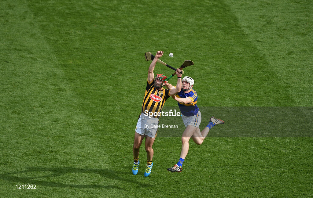 4 September 2016; Eóin Larkin of Kilkenny in action against Séamus Kennedy of Tipperary during the GAA Hurling All-Ireland Senior Championship Final match between Kilkenny and Tipperary at Croke Park in Dublin. Photo by Daire Brennan/Sportsfile
