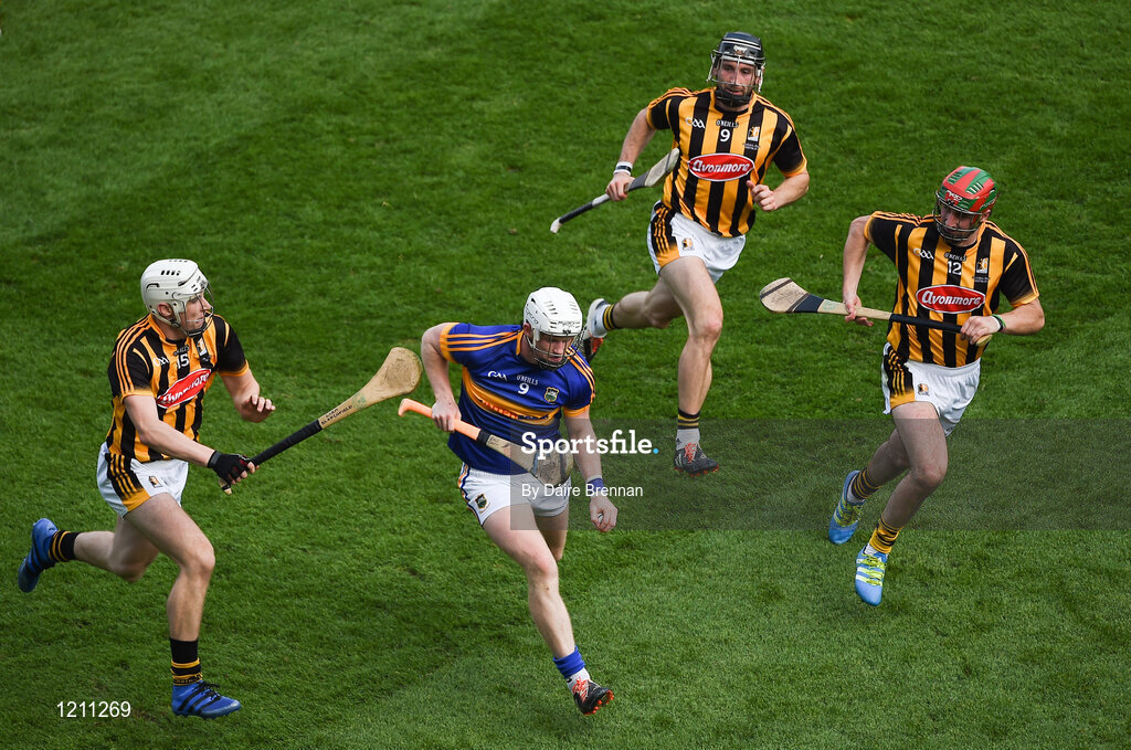 4 September 2016; Michael Breen of Tipperary in action against Kilkenny players, left to right, Liam Blanchfield, Conor Fogarty, and Eóin Larkin, during the GAA Hurling All-Ireland Senior Championship Final match between Kilkenny and Tipperary at Croke Park in Dublin. Photo by Daire Brennan/Sportsfile