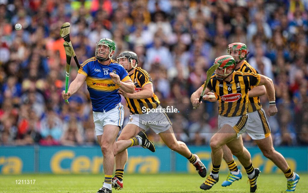 4 September 2016; John O'Dwyer of Tipperary in action against Richie Hogan of Kilkenny during the GAA Hurling All-Ireland Senior Championship Final match between Kilkenny and Tipperary at Croke Park in Dublin. Photo by Cody Glenn/Sportsfile
