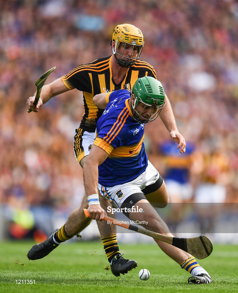 4 September 2016; James Barry of Tipperary in action against Colin Fennelly of Kilkenny during the GAA Hurling All-Ireland Senior Championship Final match between Kilkenny and Tipperary at Croke Park in Dublin. Photo by Stephen McCarthy/Sportsfile