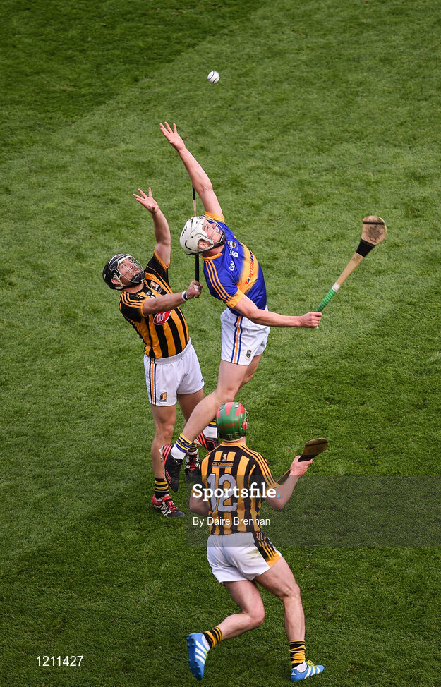 4 September 2016; Ronan Maher of Tipperary in action against Richie Hogan of Kilkenny during the GAA Hurling All-Ireland Senior Championship Final match between Kilkenny and Tipperary at Croke Park in Dublin. Photo by Daire Brennan/Sportsfile
