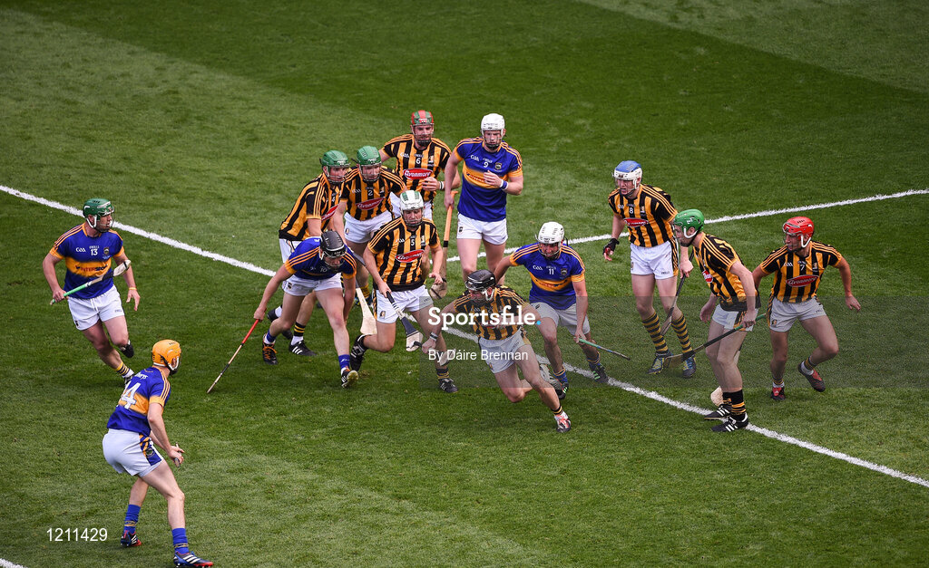 4 September 2016; Conor Fogarty of Kilkenny breaks away from the crowd during the GAA Hurling All-Ireland Senior Championship Final match between Kilkenny and Tipperary at Croke Park in Dublin. Photo by Daire Brennan/Sportsfile