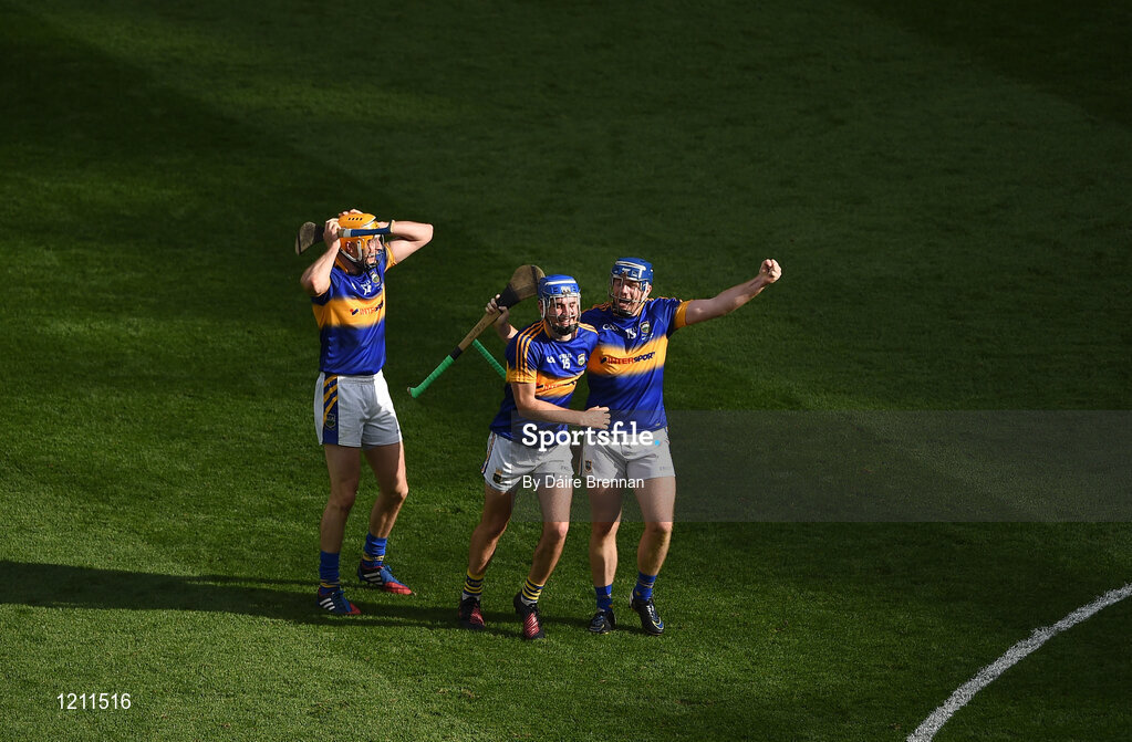 4 September 2016; Tipperary players, left to right, Séamus Callanan, John O'Dwyer, and Jason Forde, celebrate after the GAA Hurling All-Ireland Senior Championship Final match between Kilkenny and Tipperary at Croke Park in Dublin. Photo by Daire Brennan/Sportsfile
