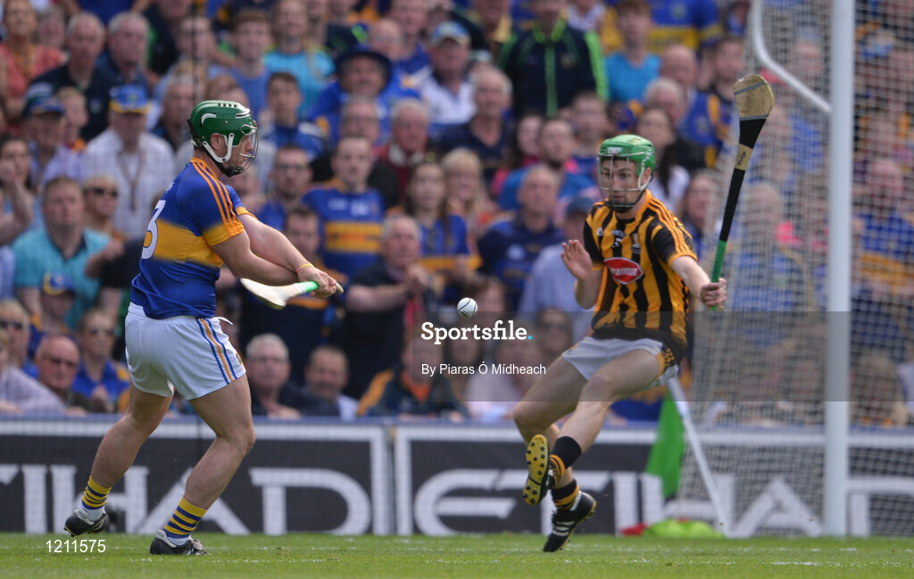 4 September 2016; John O’Dwyer of Tipperary scores his side's first goal despite the efforts of Joey Holden of Kilkenny during the GAA Hurling All-Ireland Senior Championship Final match between Kilkenny and Tipperary at Croke Park in Dublin. Photo by Piaras Ó Mídheach/Sportsfile