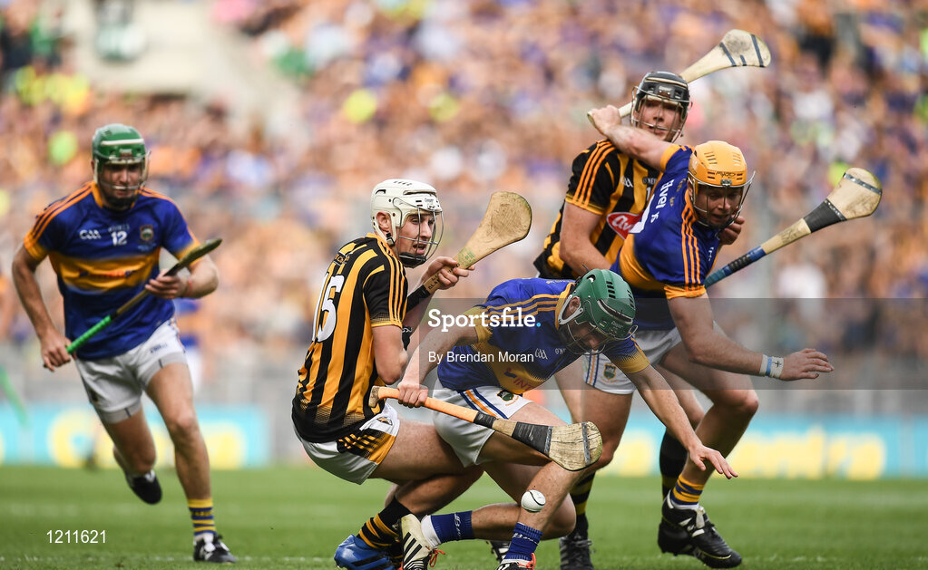 4 September 2016; Liam Blanchfield of Kilkenny and Cathal Barrett of Tipperary jostle for possession during the GAA Hurling All-Ireland Senior Championship Final match between Kilkenny and Tipperary at Croke Park in Dublin. Photo by Brendan Moran/Sportsfile