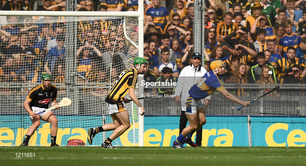 4 September 2016; Séamus Callanan of Tipperary gains possession ahead of Joey Holden of Kilkenny before shooting on goal during the GAA Hurling All-Ireland Senior Championship Final match between Kilkenny and Tipperary at Croke Park in Dublin. Photo by Brendan Moran/Sportsfile