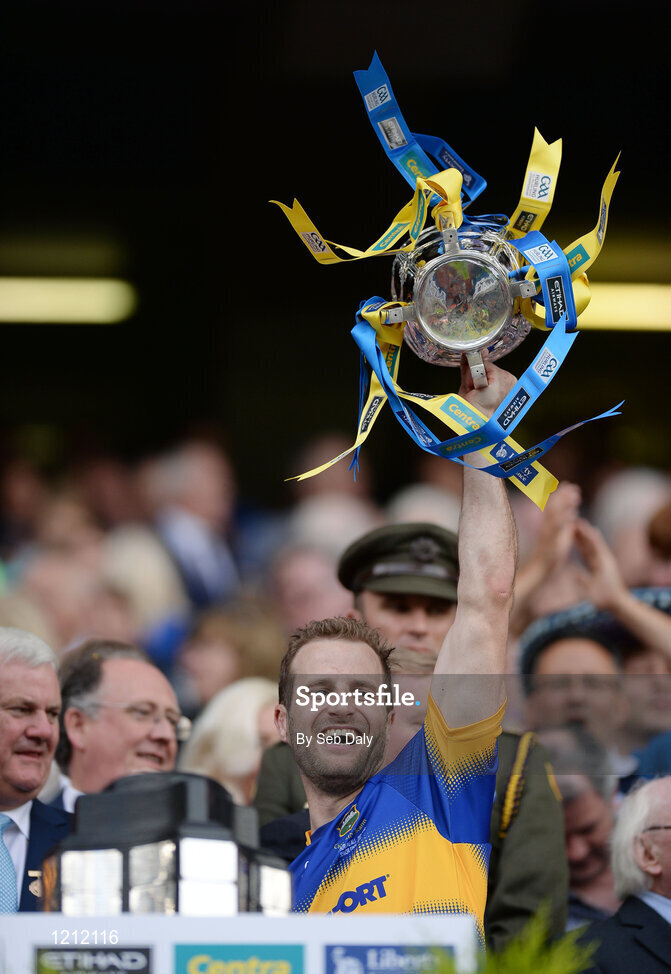 4 September 2016; Kieran Bergin of Tipperary lifts the trophy following his team's victory in the GAA Hurling All-Ireland Senior Championship Final match between Kilkenny and Tipperary at Croke Park in Dublin. Photo by Seb Daly/Sportsfile