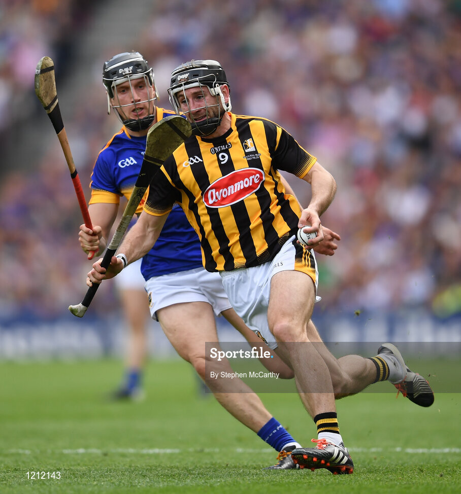 4 September 2016; Conor Fogarty of Kilkenny in action against Dan McCormack of Tipperary during the GAA Hurling All-Ireland Senior Championship Final match between Kilkenny and Tipperary at Croke Park in Dublin. Photo by Stephen McCarthy/Sportsfile
