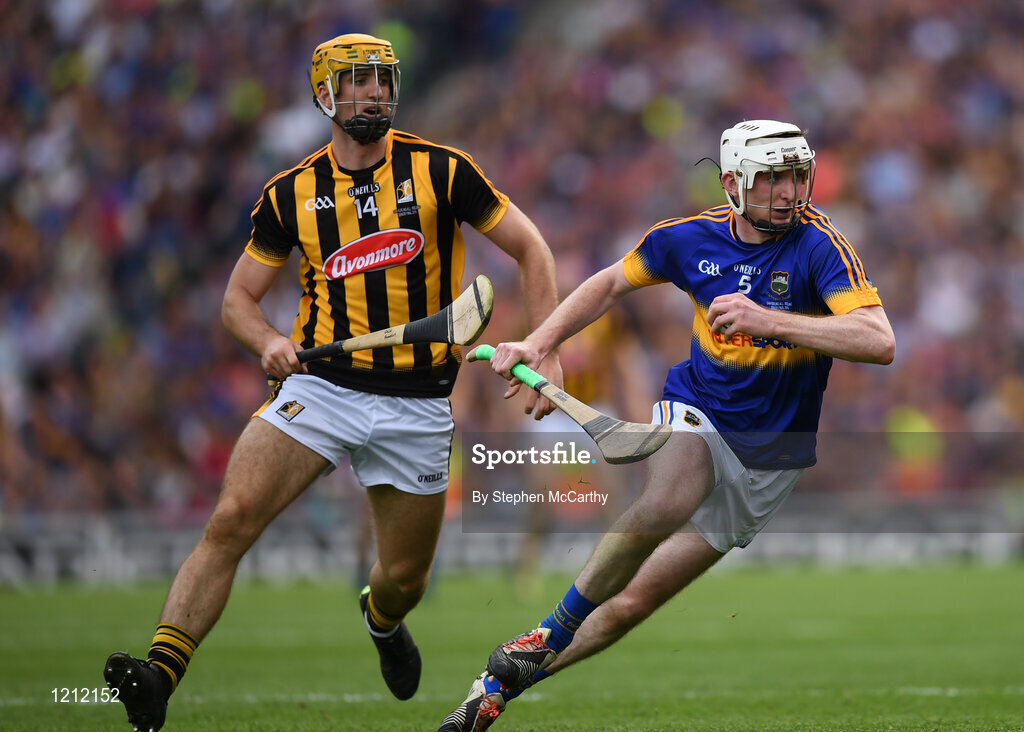 4 September 2016; Séamus Kennedy of Tipperary in action against Colin Fennelly of Kilkenny during the GAA Hurling All-Ireland Senior Championship Final match between Kilkenny and Tipperary at Croke Park in Dublin. Photo by Stephen McCarthy/Sportsfile