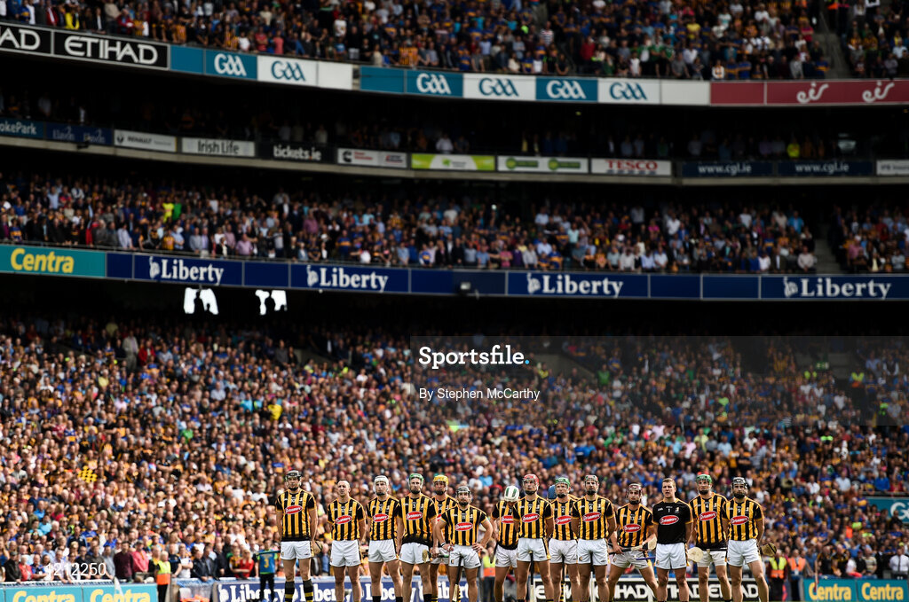 4 September 2016; Kilkenny players stand for the National Anthem during the GAA Hurling All-Ireland Senior Championship Final match between Kilkenny and Tipperary at Croke Park in Dublin. Photo by Stephen McCarthy/Sportsfile