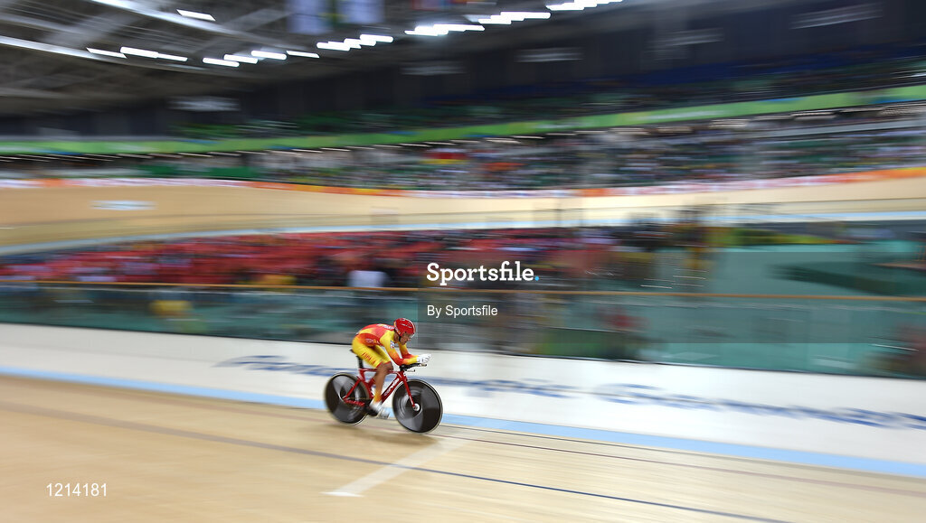 9 September 2016; Eduardo Santas Asensio of Spain in action during the Men's C3 3000m Individual Pursuit qualifier at the Rio Olympic Velodrome during the Rio 2016 Paralympic Games in Rio de Janeiro, Brazil. Photo by Sportsfile