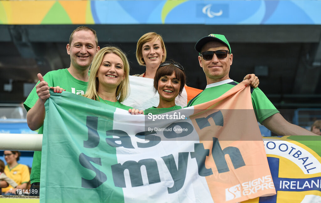 9 September 2016; Familiy members of gold-medalist Jason Smyth of Ireland, from left to right, Michael McLoughlin, Lisa Walsh McLoughlin, Máire Caulfield, Olivia Furey-Hastings, and Bryan Hastings after the Men's 100m T13 Final at the Rio Olympic Stadium during the Rio 2016 Paralympic Games in Rio de Janeiro, Brazil. Photo by Diarmuid Greene/Sportsfile