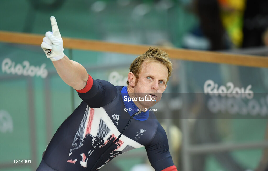 9 September 2016; Jody Cundy of Great Britain celebrates after winning the Men's C4-5 1000m Time Trial Final at the Rio Olympic Velodrome during the Rio 2016 Paralympic Games in Rio de Janeiro, Brazil. Photo by Diarmuid Greene/Sportsfile