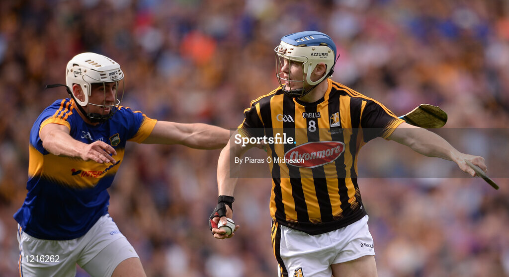 4 September 2016; TJ Reid of Kilkenny in action against Patrick Maher of Tipperary during the GAA Hurling All-Ireland Senior Championship Final match between Kilkenny and Tipperary at Croke Park in Dublin. Photo by Piaras Ó Mídheach/Sportsfile