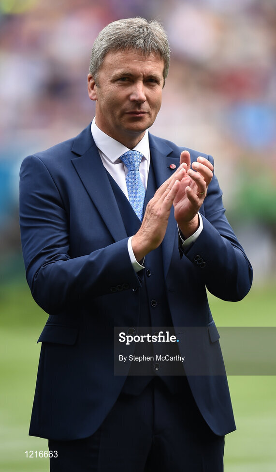 4 September 2016; Member of the Tipperary 1991 Jubilee Hurling team, John Kennedy, during their presentation to the crowd before the GAA Hurling All-Ireland Senior Championship Final match between Kilkenny and Tipperary at Croke Park in Dublin. Photo by Stephen McCarthy/Sportsfile