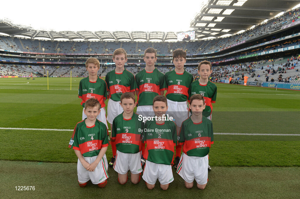 1 October 2016; The Mayo team, back row, left to right, Ian Lavelle, Bohola NS, Bohola, Mayo, Dylan McEvoy, Buffers Alley GAA, Wexford, Jack Armstrong, Ardnaree Sarsfields GAA, Ballina, Mayo, Jack Kilbane, SN Béal a'Bhulain Acla, Acaill, Mayo, front row, left to right, Lucas Kenny, Crimlin NS, Castlebar, Mayo, Oisín Cronin, Craggagh NS, Kiltimagh, Mayo, Shay Heneghan, Kilmaine NS, Kilmaine, Mayo, Oisín Ivers, Kinvara GAA, Kinvara, Galway,  Cian Reddington, Carracastle NS, Carracastle, Mayo, ahead of the GAA Football All-Ireland Senior Championship Final Replay match between Dublin and Mayo at Croke Park in Dublin. Photo by Daire Brennan/Sportsfile