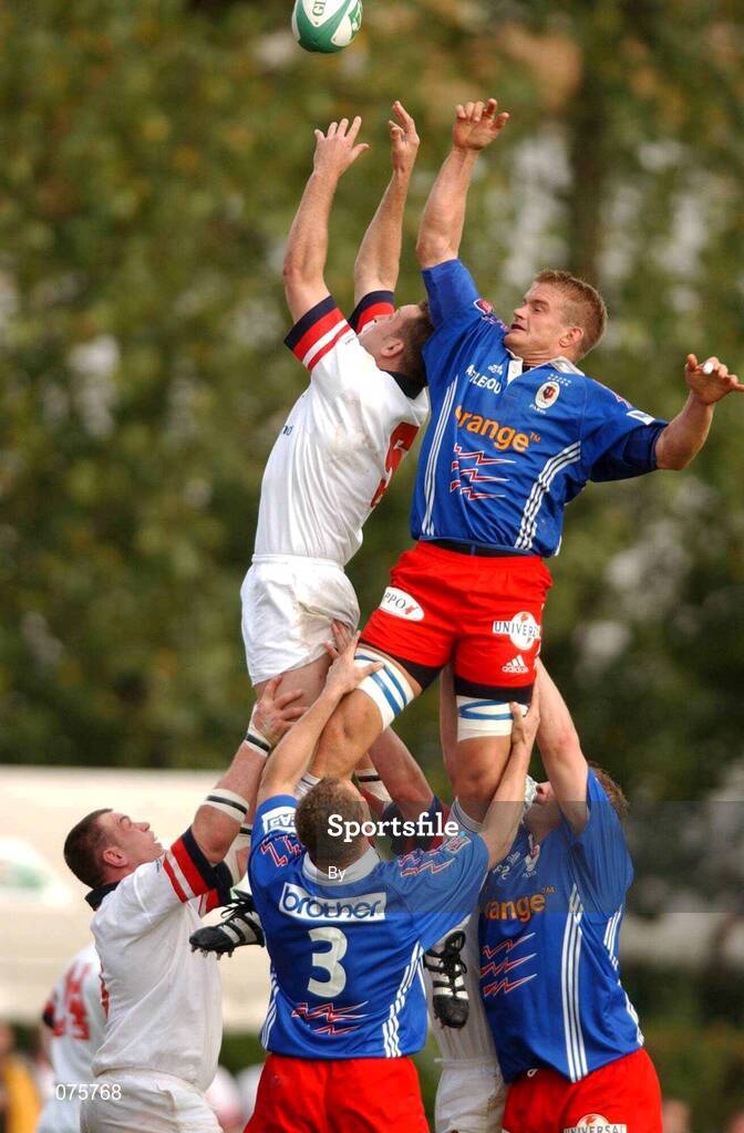 27 October 2001; Marke Blair, Ulster, takes the ball in the lineout from Mike James, Stade Francais. Stade Francais v Ulster, Heineken Cup,  Stade Jean Bouin, Paris, France. Rugby. Picture credit; Matt Browne / SPORTSFILE  *EDI*