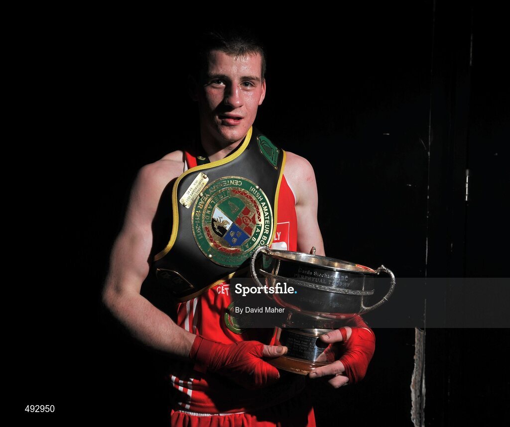 25 February 2011; Ross Hickey, Grangecon boxing club, winner of the 64kg division bout, against Philip Sutcliffe, Crumlin boxing Club. National Boxing Championship Finals, National Stadium, Dublin. Picture credit: David Maher / SPORTSFILE