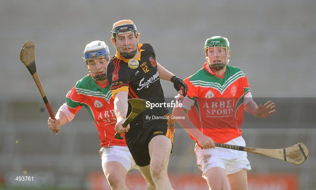 27 February 2011; Brendan O'Connor, Ardscoil Ris, in action against David Reidy, left, and Timmy Rae, Charleville CBS. Dr. Harty Cup Final, Ardscoil Ris v Charleville CBS, Gaelic Grounds, Limerick. Picture credit: Diarmuid Greene / SPORTSFILE