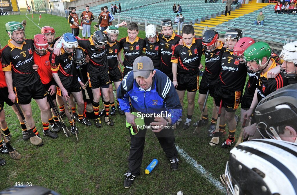 27 February 2011; Ardscoil Rís manager and teacher Niall Moran speaks to his team in a huddle before the game. Dr. Harty Cup Final, Ardscoil Ris v Charleville CBS, Gaelic Grounds, Limerick. Picture credit: Diarmuid Greene / SPORTSFILE