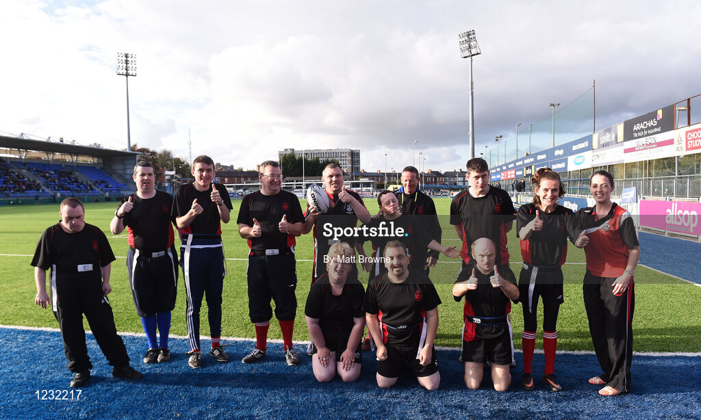 22 October 2016; Dunbrody Warriors team after the half time games during the British & Irish Cup Pool 4 match between Leinster A and Nottingham Rugby at Donnybrook Stadium in Donnybrook, Dublin. Photo by Matt Browne/Sportsfile