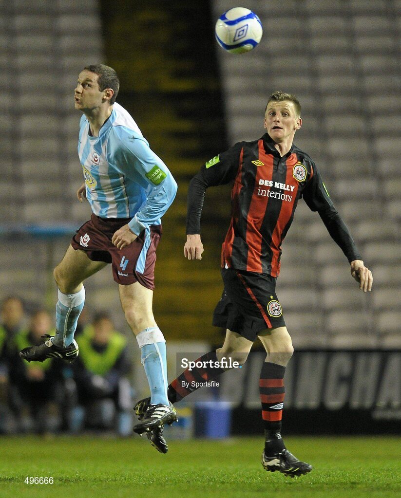 11 March 2011; Alan McNally, Drogheda United, in action against Anto Flood, Bohemians. Airtricity League Premier Division, Bohemians v Drogheda United, Dalymount Park, Dublin. Photo by Sportsfile